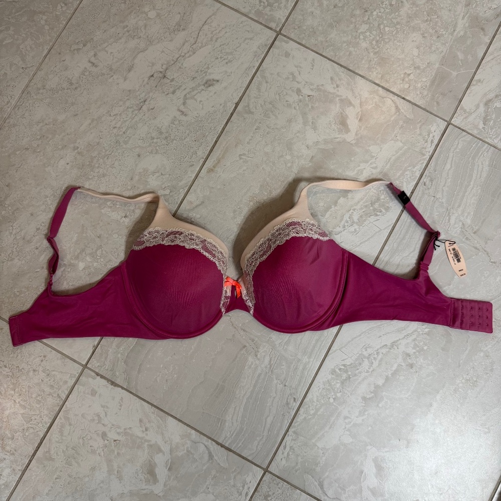 NWT Victoria’s Secret Bra – Body By Victoria Lined Perfect Coverage 36DD